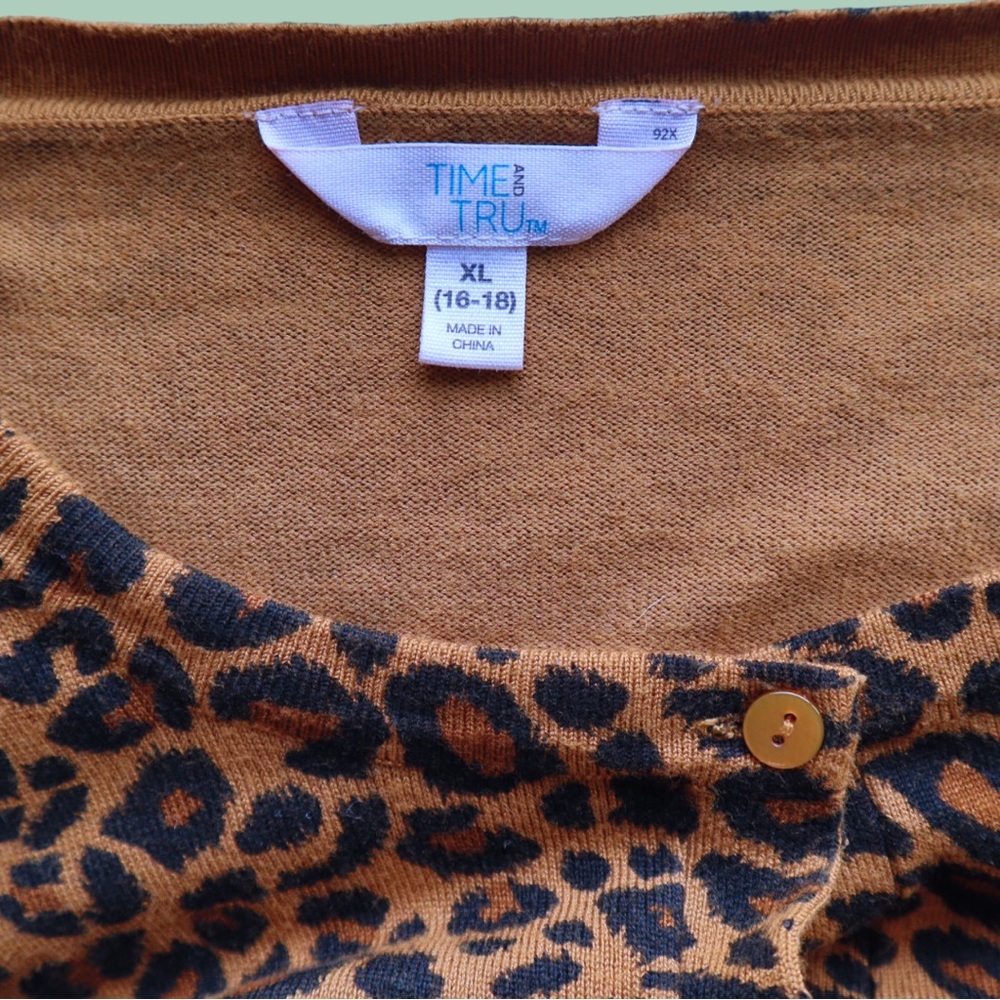 Unique Ribbed Hem Leopard Print Button Up Cardiga… - image 6